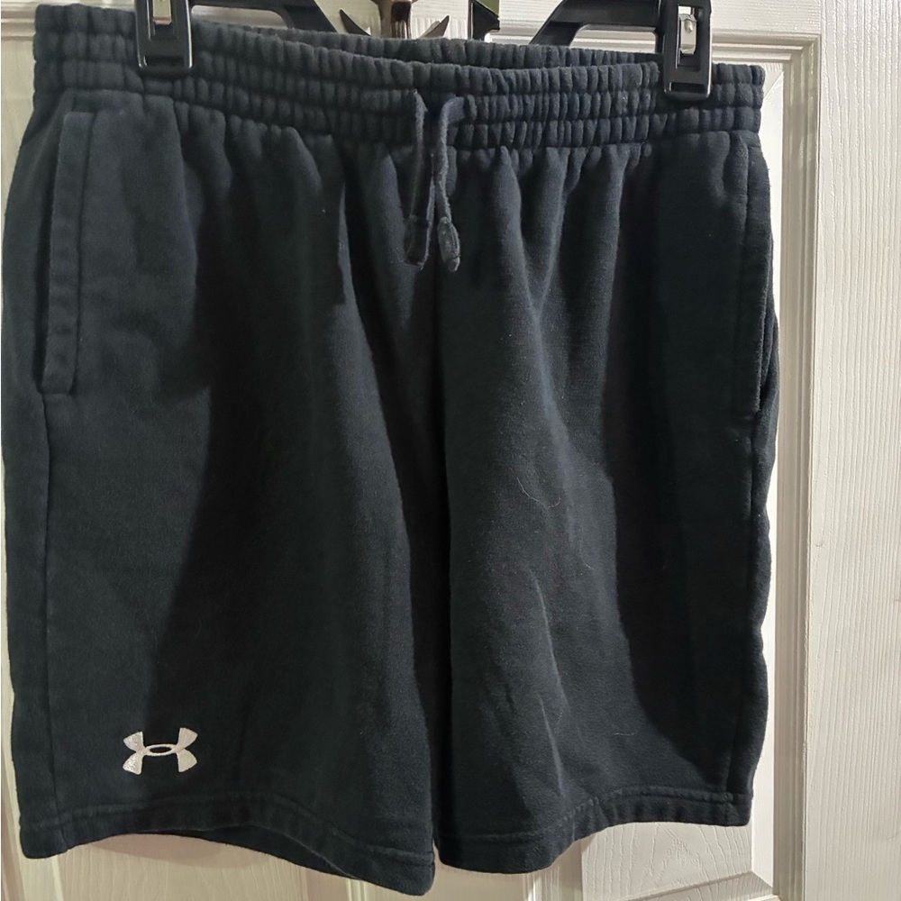 Under Armour YXL Fleece Shorts